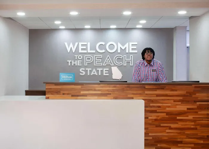 Hampton Inn & Suites-Atlanta Airport North-I-85