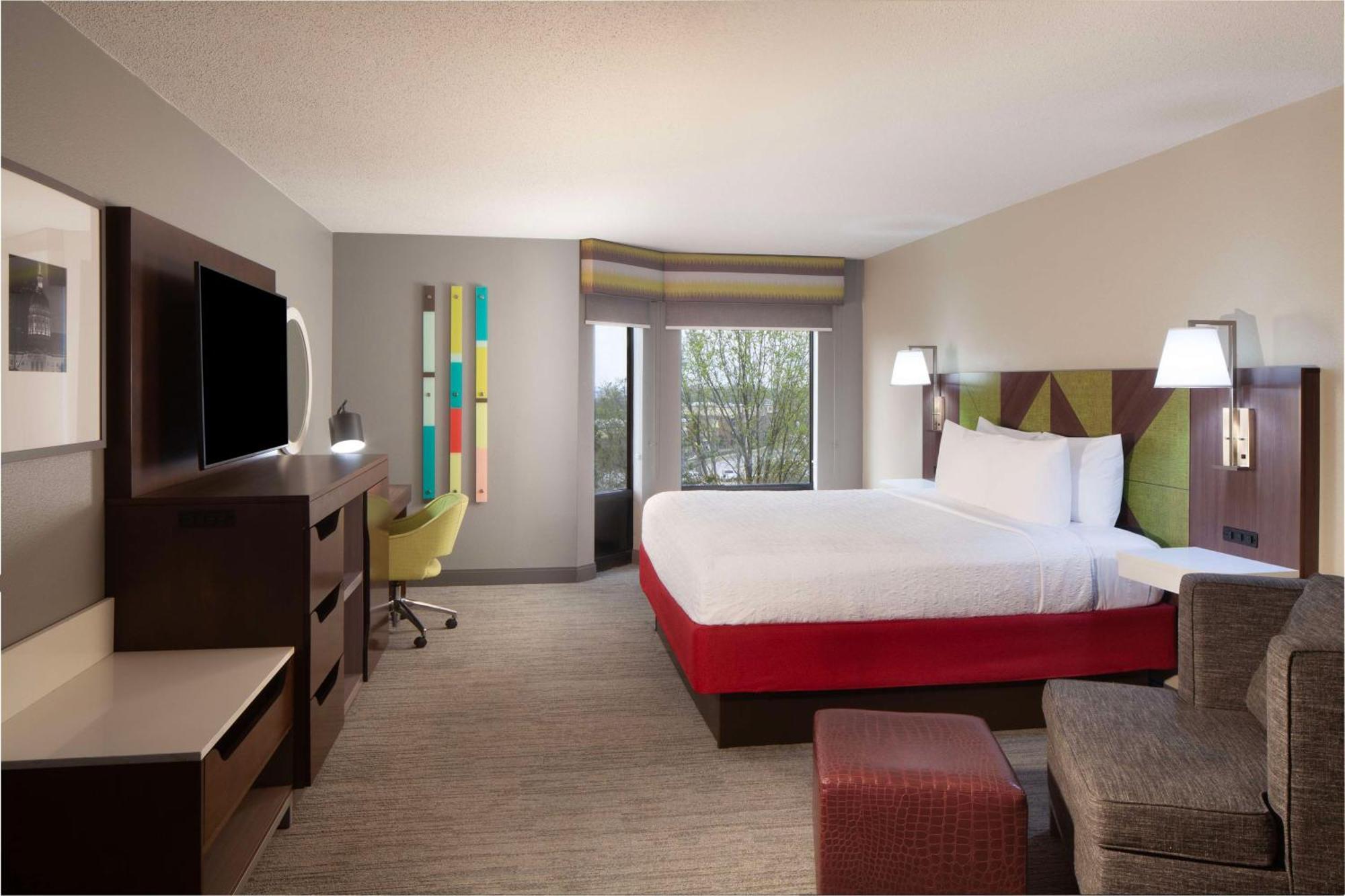 Hotel Hampton & Suites-atlanta Airport North-i-85