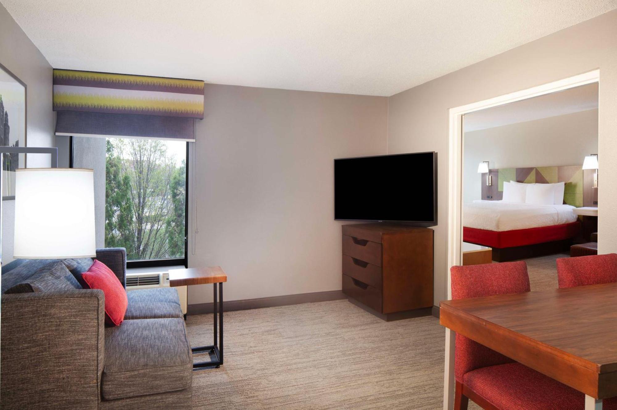 Hampton & Suites-atlanta Airport North-i-85 Hotel Atlanta