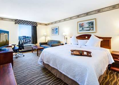 Hotel Hampton & Suites-atlanta Airport North-i-85