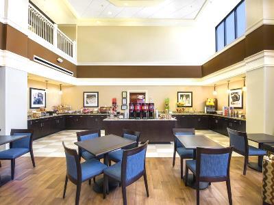 Hampton & Suites-atlanta Airport North-i-85