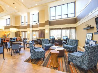 Hotel Hampton & Suites-atlanta Airport North-i-85