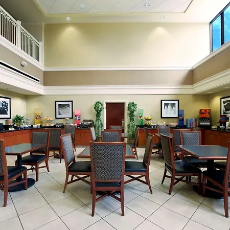 Hampton Inn & Suites-Atlanta Airport North-I-85 